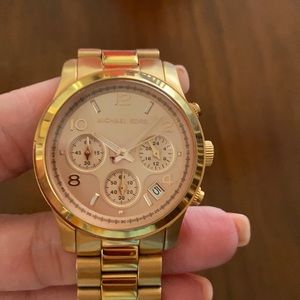 Michael Kors Runway Gold watch